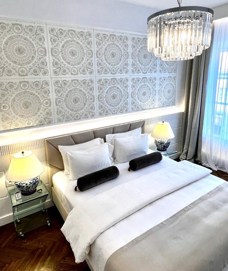 Mondrian Luxury Suites Unesco Old Town 바르샤바 외부 사진